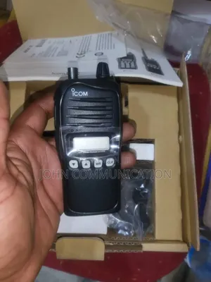 Icom Ic-A15s VHF Air Band Walkie-Talkie