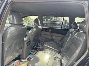 Toyota Highlander Limited 2010 Gray