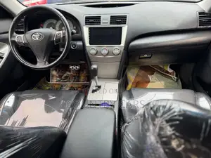 Toyota Camry 2010 Silver