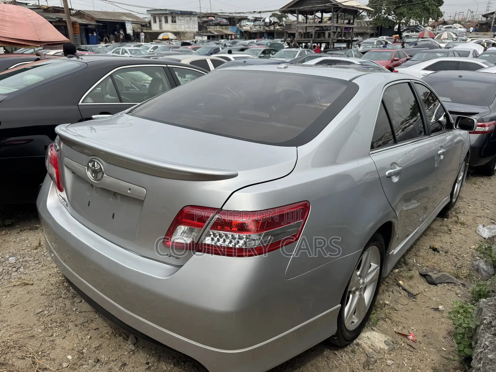 Toyota Camry 2010 Silver