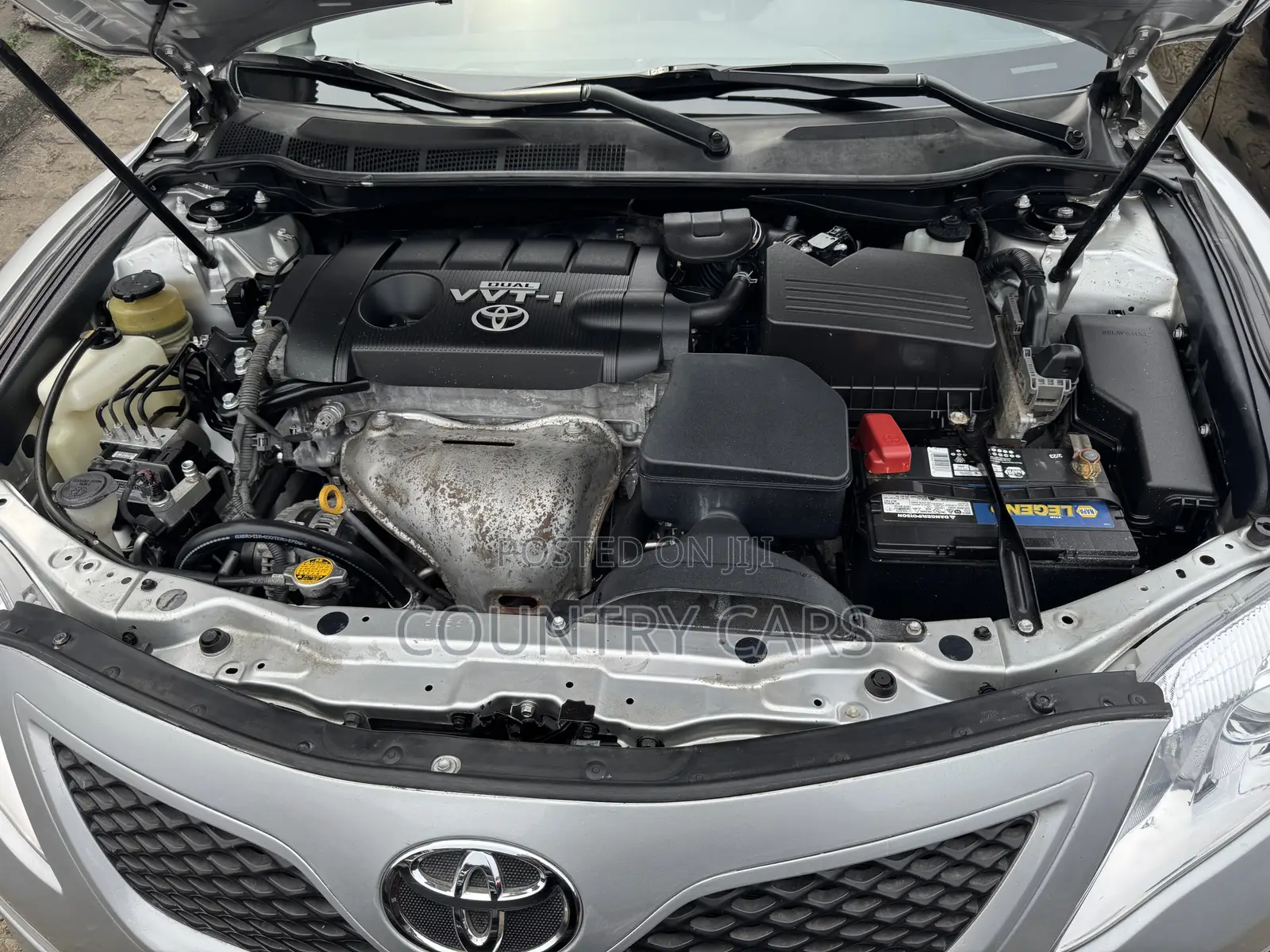 Toyota Camry 2010 Silver
