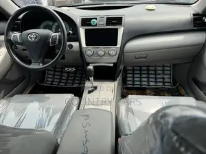 Toyota Camry 2010 Gray