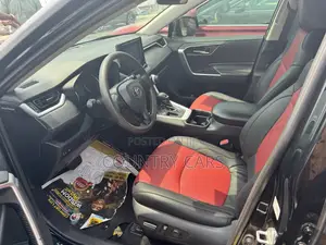 Toyota RAV4 XLE Premium 2021 Matt Black