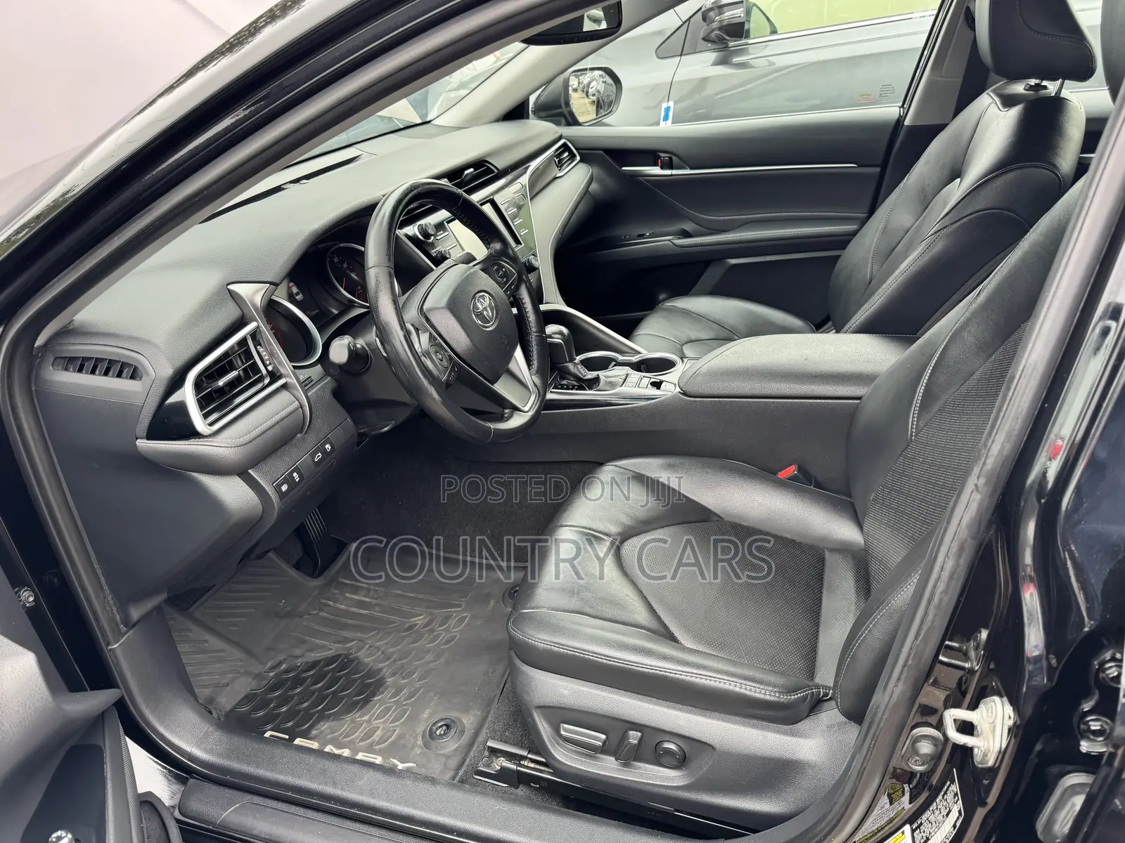 Toyota Camry 2018 Black