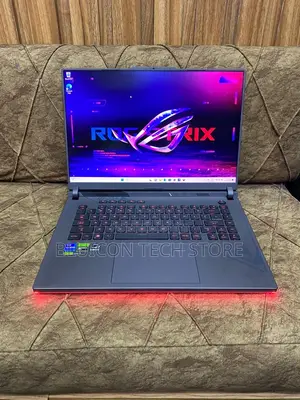 Photo - Laptop Asus ROG Strix G16 G614 16GB Intel Core I7 SSD 1T