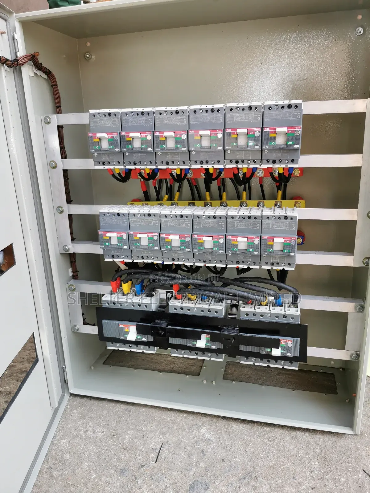 Distribution Panel