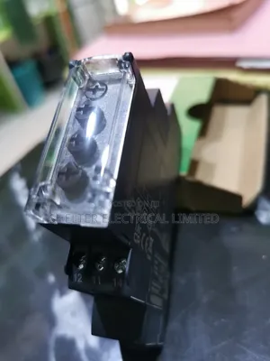 Over/Under Voltage Monitor