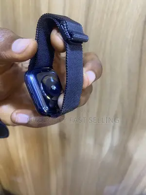 Apple Smart Watch Series 4