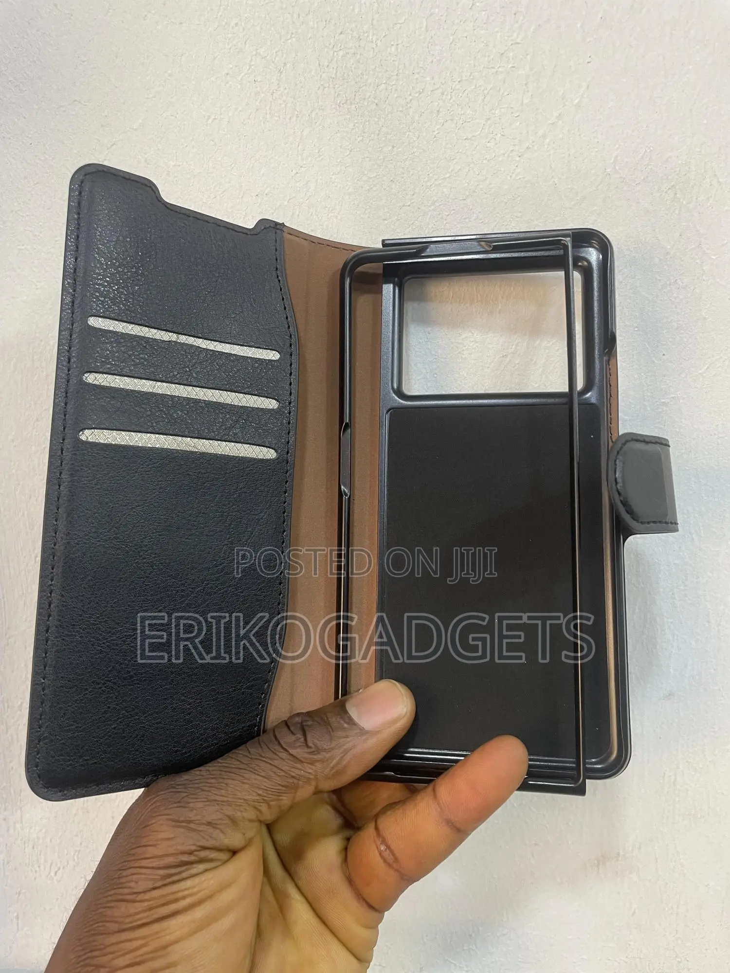 Tecno Phantom v Fold 2 Case