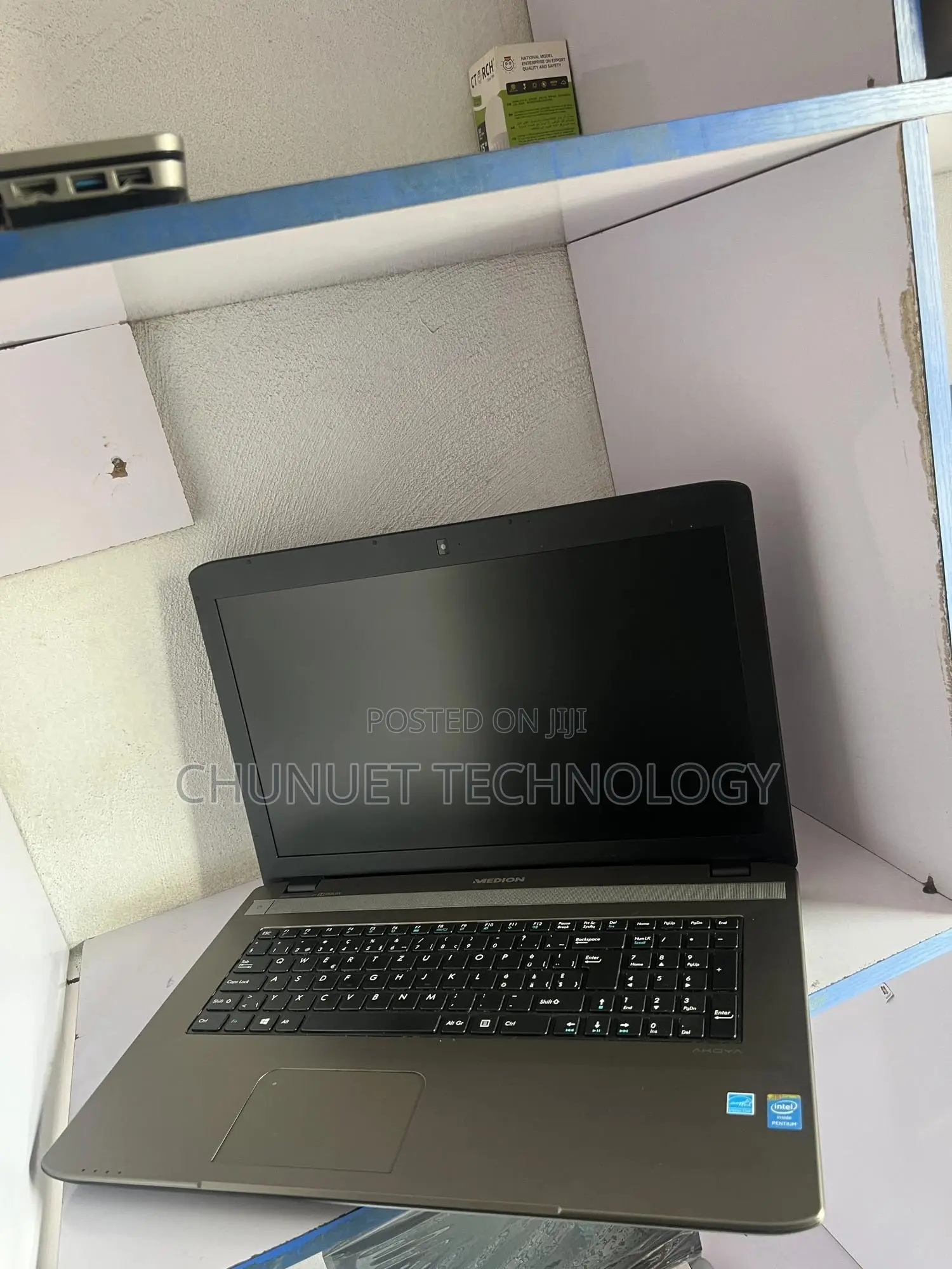 Laptop Medion Akoya P6685 4GB Intel Pentium HDD 500GB