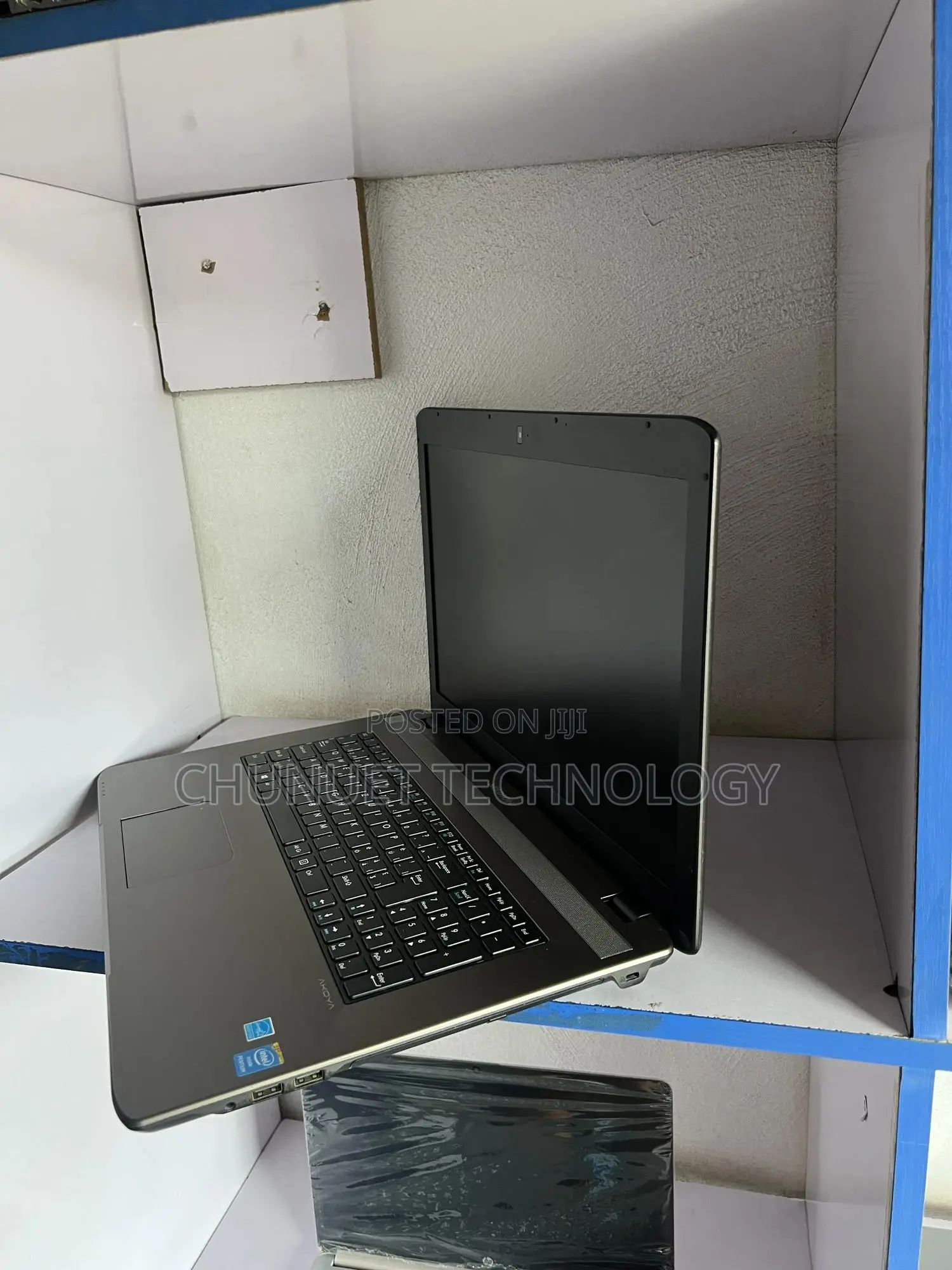 Laptop Medion Akoya P6685 4GB Intel Pentium HDD 500GB
