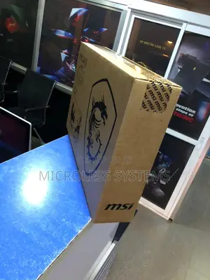 New Laptop MSI Katana 15 16GB Intel Core I7 SSD 512GB