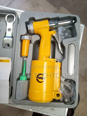 Air Rivet Machine