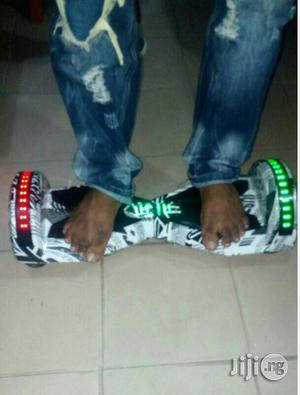 Hova Board With Bluetooth