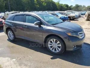 Toyota Venza LE AWD 2013 Gray