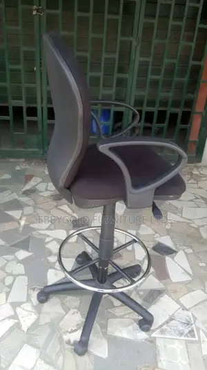 Cashier Chair