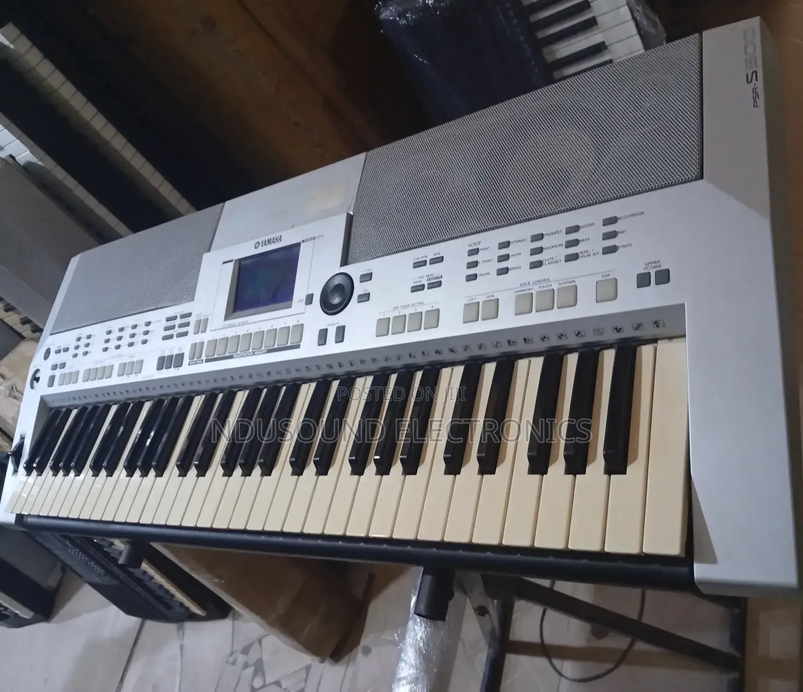 Uk Used Yamaha PSR-S500