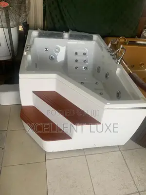 Executive Massage Jacuzzi Bathtub With Steps