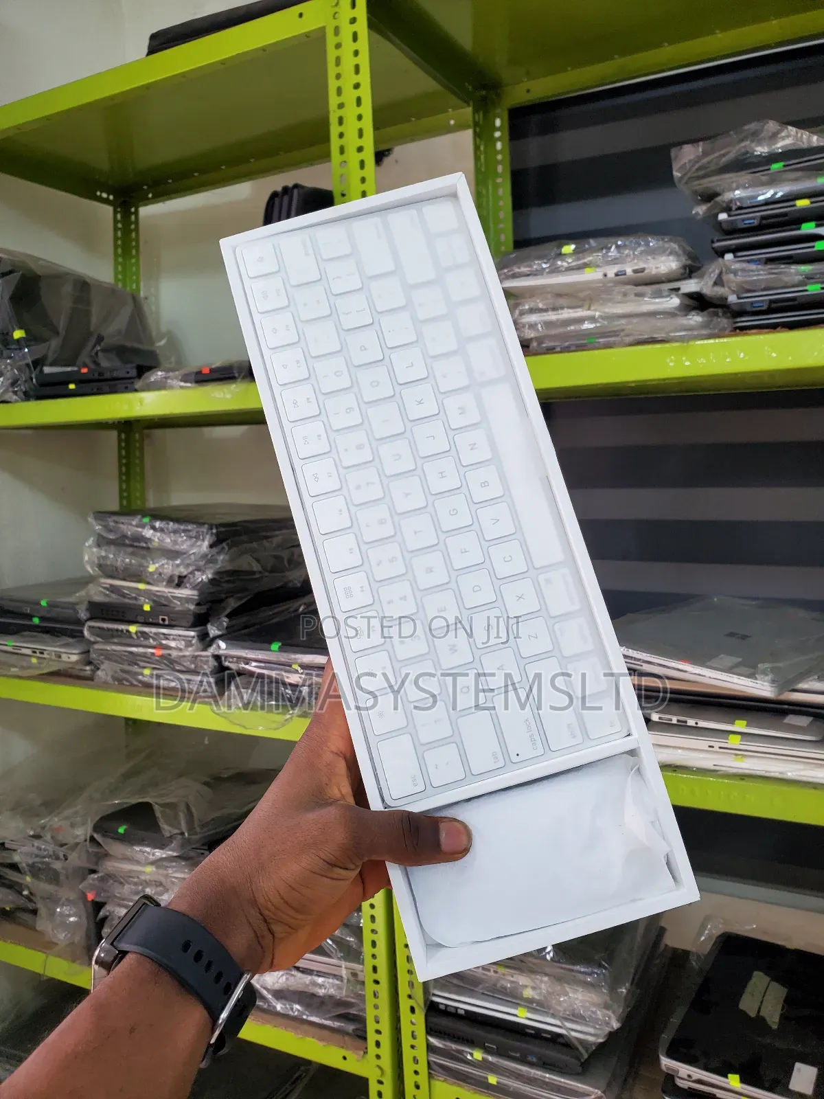 Wireless Macbook Keyboard and Mice