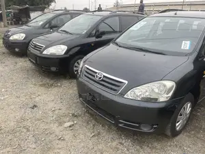 Toyota Avensis Verso 2.0 Petrol 2004 Black