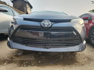Toyota Corolla 2018 Gray