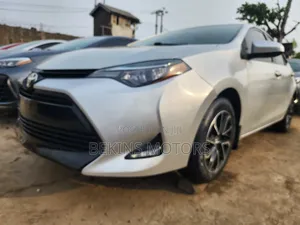 Toyota Corolla 2019 Silver