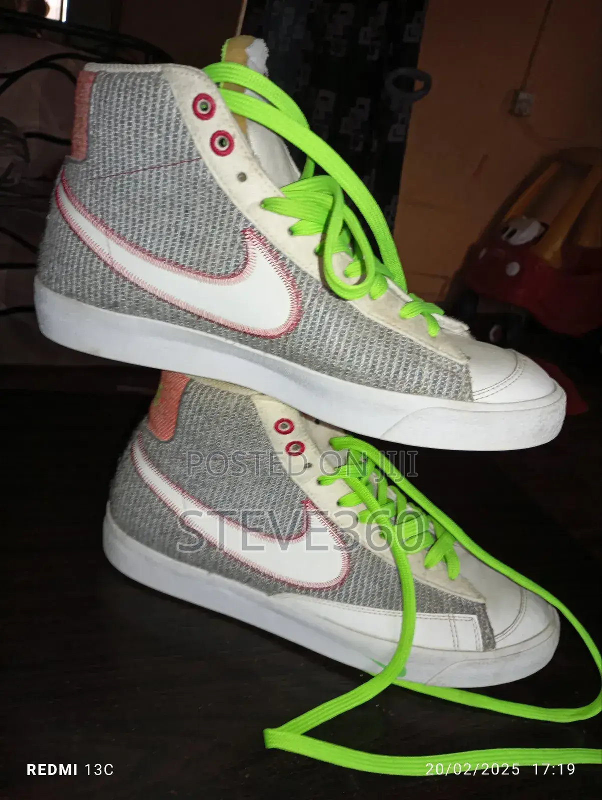 Nike Sneakers