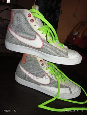 Nike Sneakers