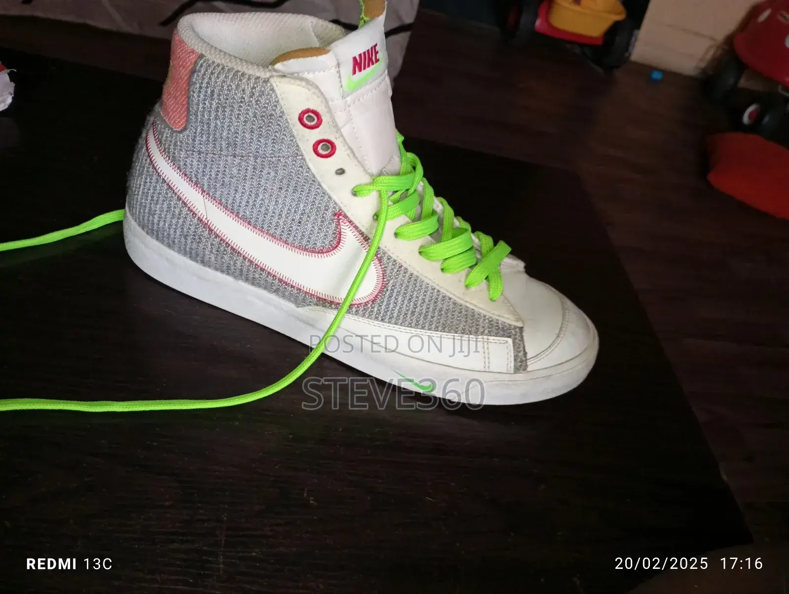 Nike Sneakers