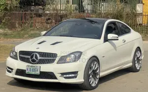 Mercedes-Benz C350 C 350 4MATIC AWD 2013 White