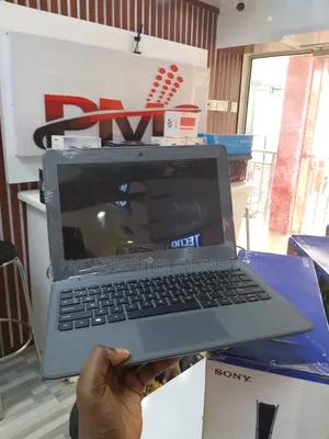 Laptop HP Stream 11 Pro G4 EE 4GB Intel Celeron SSD 60GB