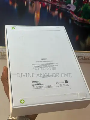 New Apple iPad (2022) 256 GB Silver
