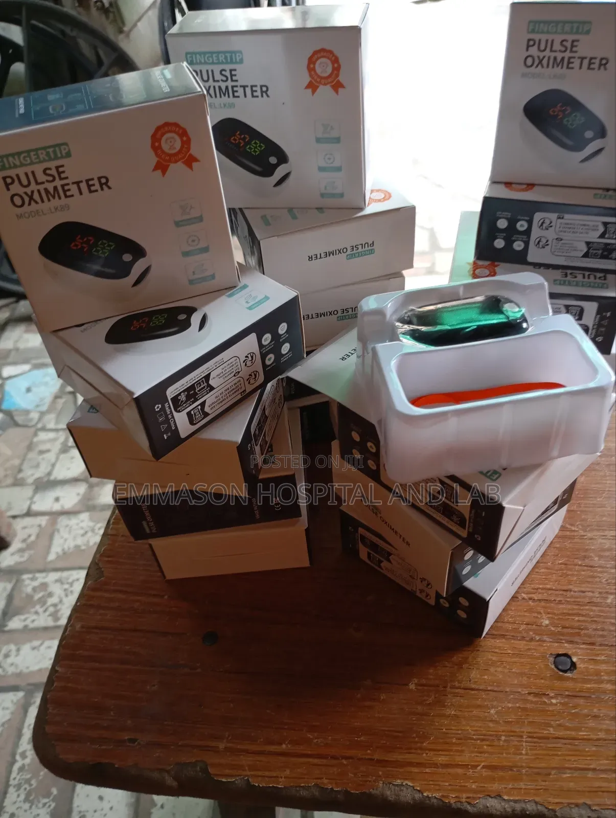 Finger Pulse Oximeter