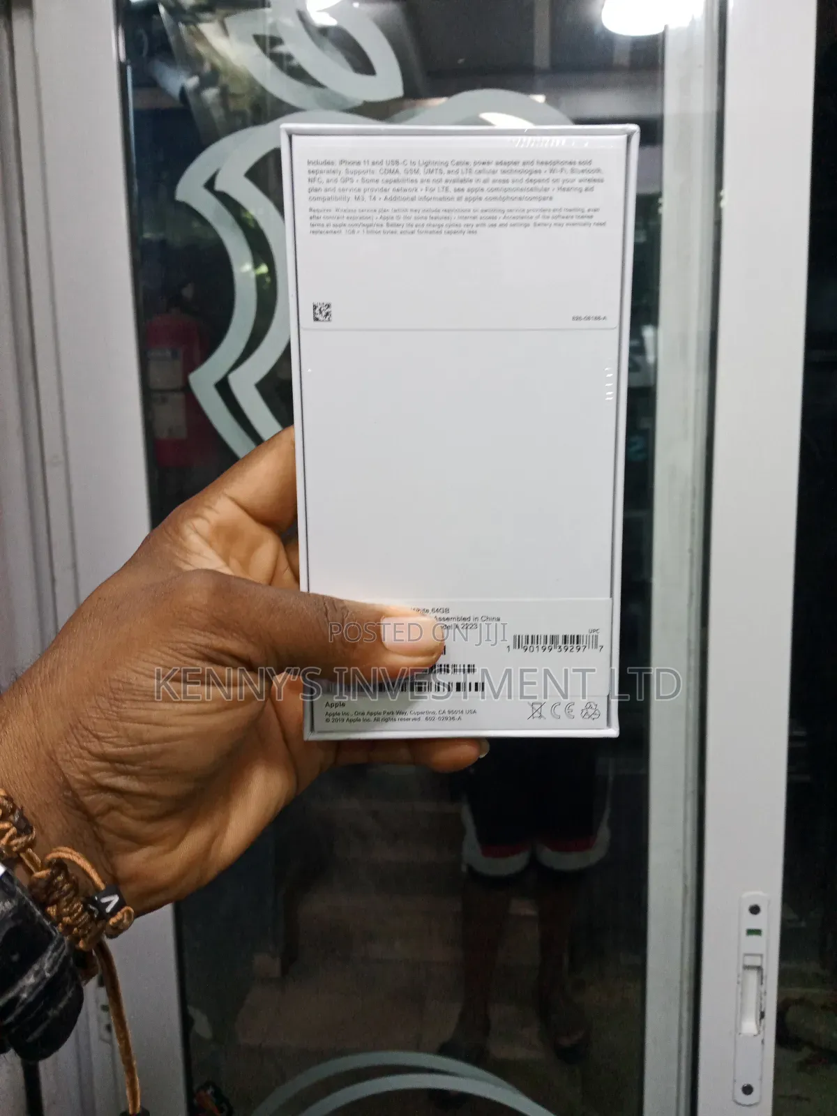 New Apple iPhone 11 64 GB White