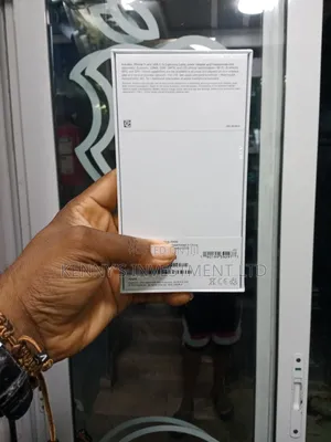 New Apple iPhone 11 64 GB White