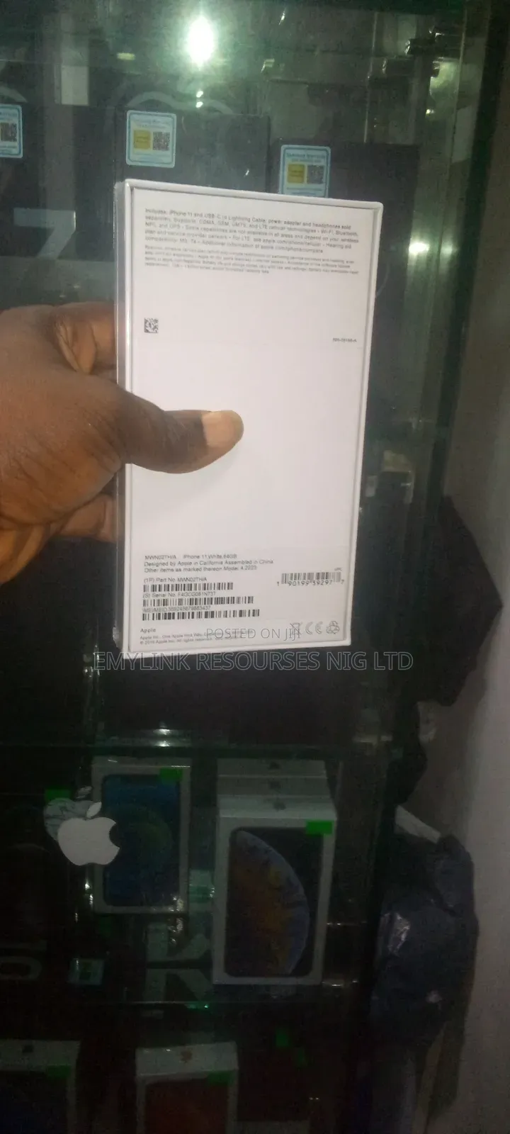 New Apple iPhone 11 64 GB White