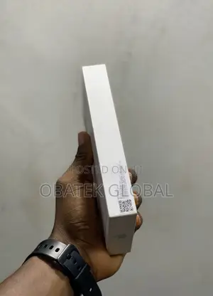 New Apple iPhone 16 Plus 128 GB White
