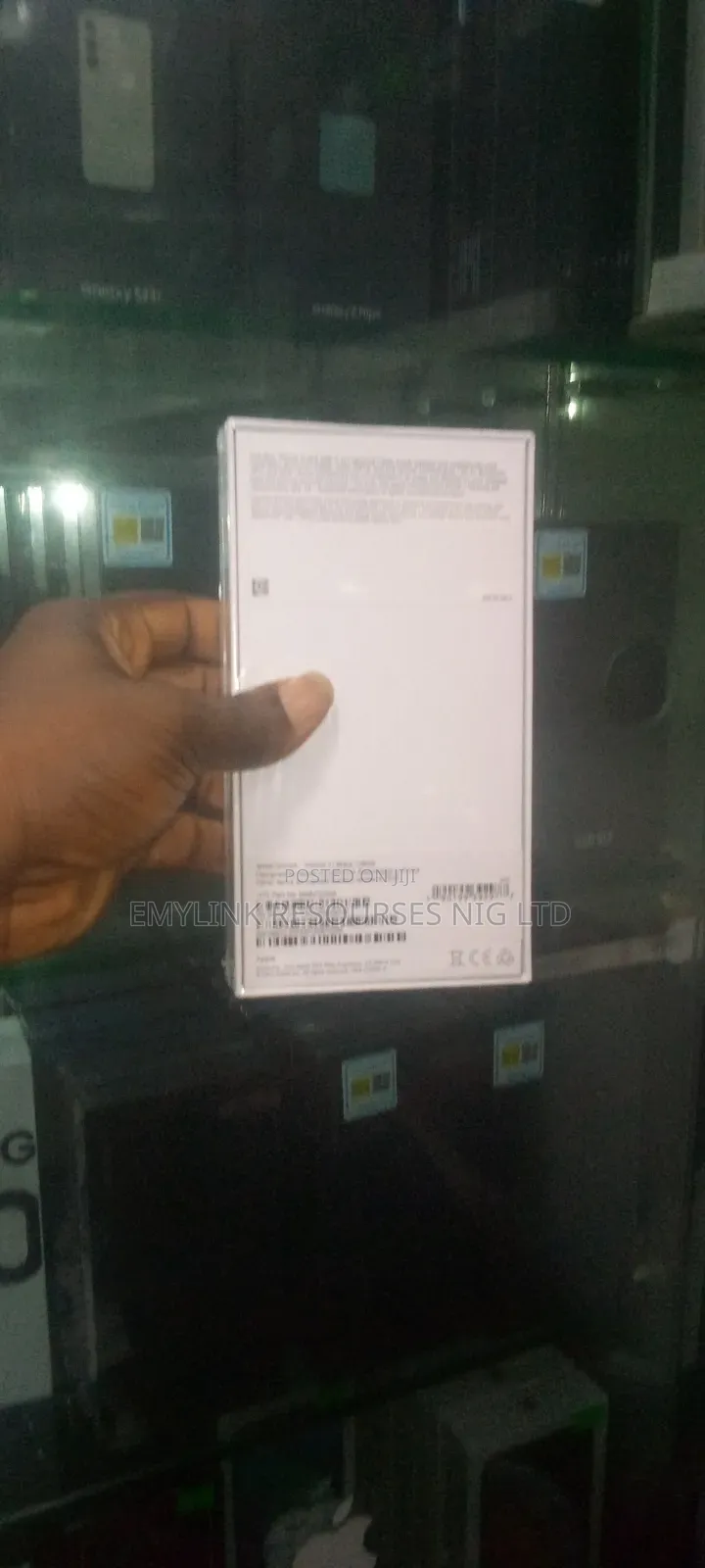 New Apple iPhone 11 128 GB Black