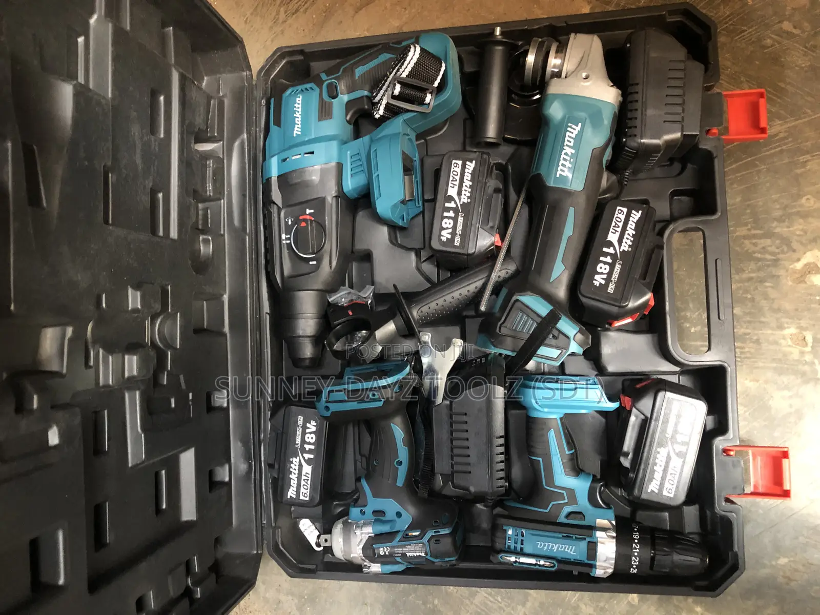 Makita Cordless 4 In 1 Combo
