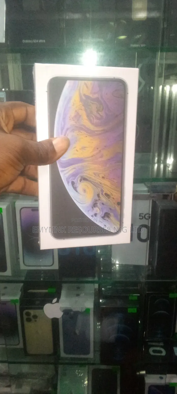 New Apple iPhone XS Max 256 GB Silver