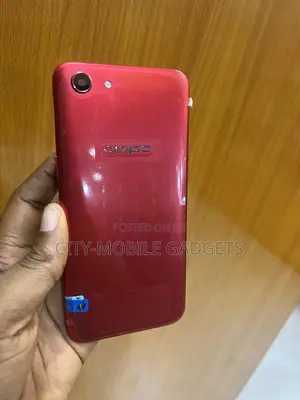 Oppo A83 64 GB Red
