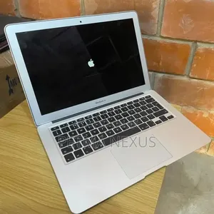 Laptop Apple MacBook Air 2017 8GB Intel Core i5 SSD 128GB