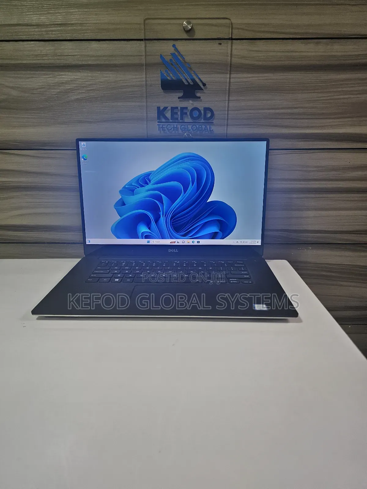 Laptop Dell Precision 5520 16GB Intel Core I7 SSD 512GB