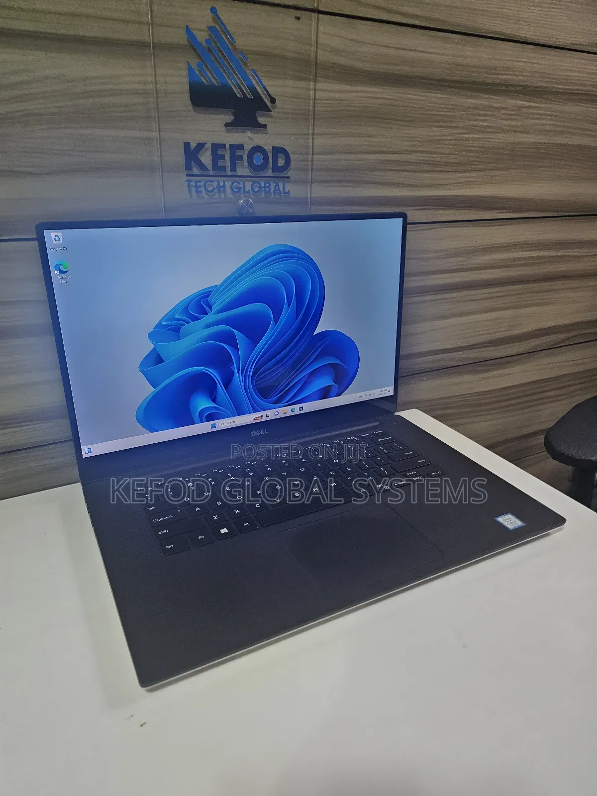Laptop Dell Precision 5520 16GB Intel Core I7 SSD 512GB