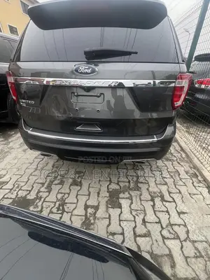 Ford Explorer Limited AWD 2018 Gray