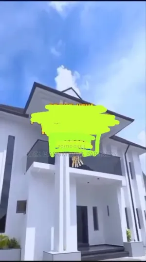 7bdrm Duplex in Nta Road , Port for sale
