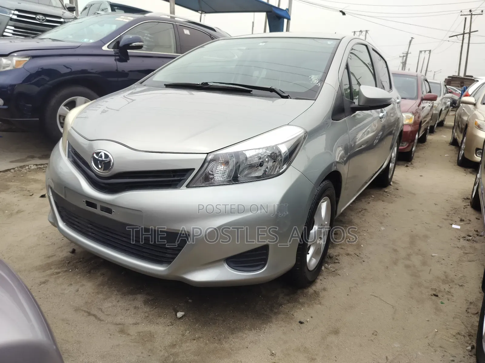 Toyota Yaris SE Hatchback 5dr 2014 Gray