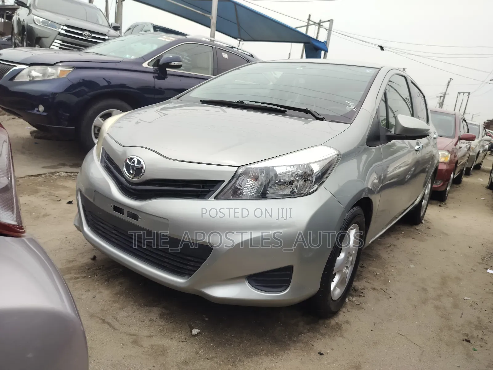 Toyota Yaris SE Hatchback 5dr 2014 Gray