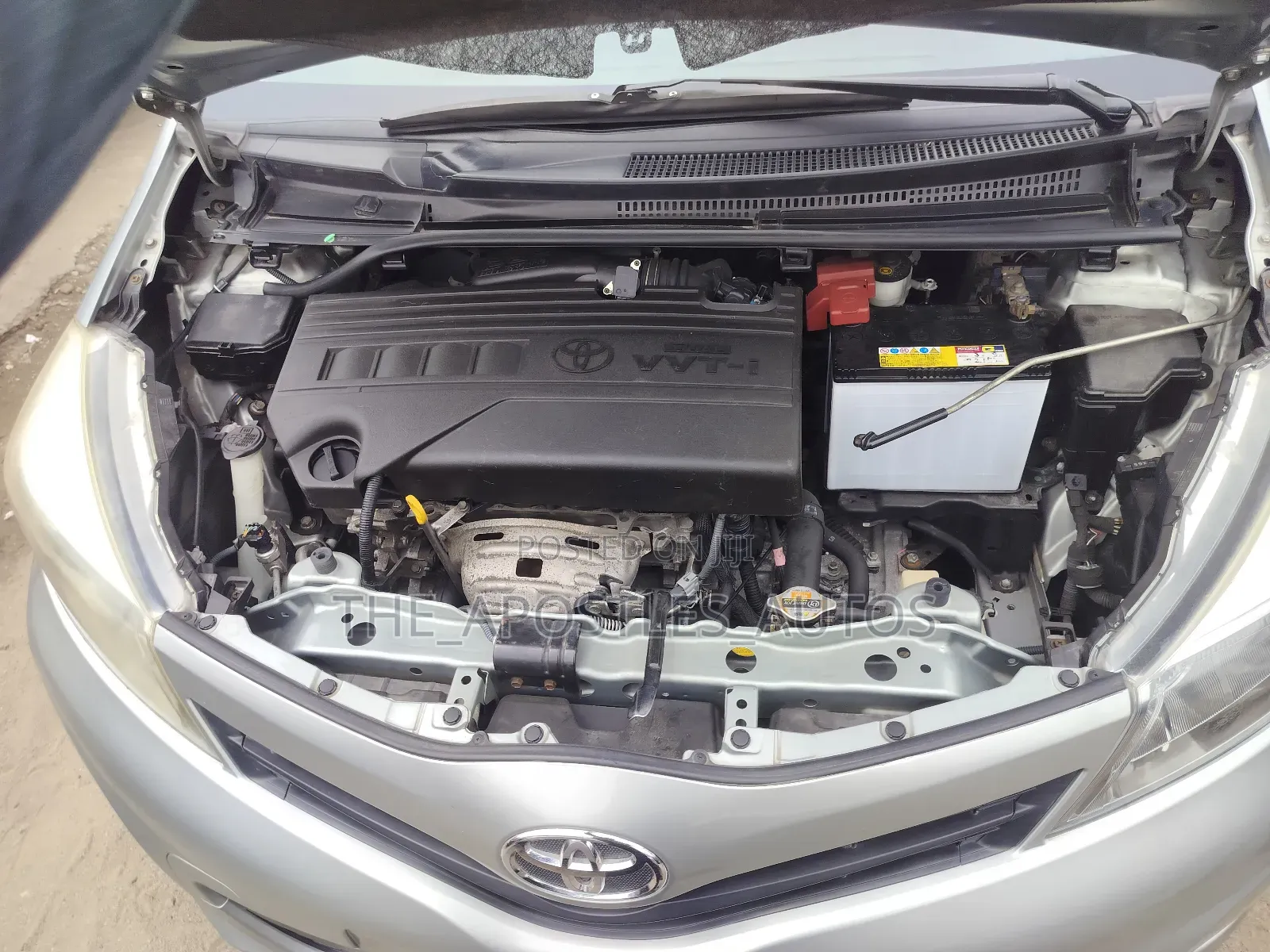 Toyota Yaris SE Hatchback 5dr 2014 Gray