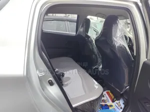 Toyota Yaris LE Hatchback 5dr 2014 Gray